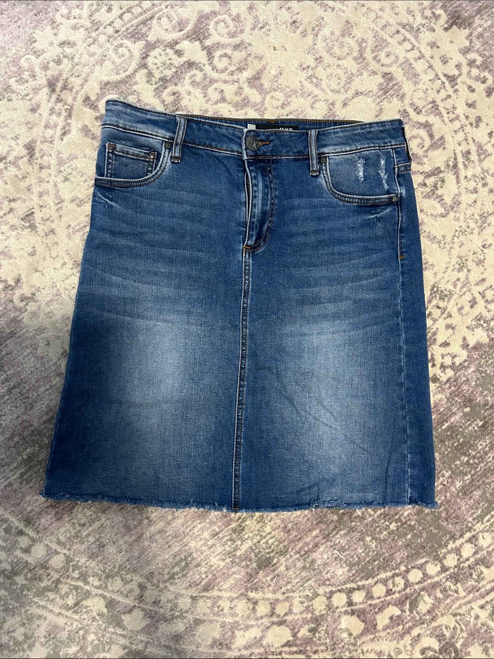 Kut from the Kloth knee length denim skirt